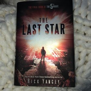 The Last Star book by Rick Yancy